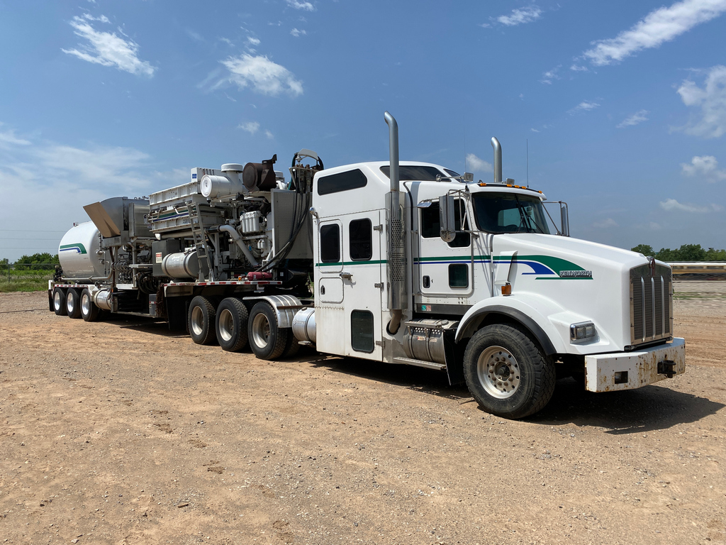 Tradequip - Direct Fired N2 Pumper w/ KENWORTH T803 Truck Tractor ...