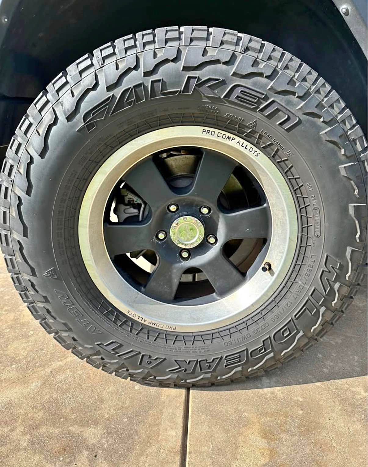 5 pro comp alloy rims 17x10 with Falken Wildpeak AT3W tires - Car ...