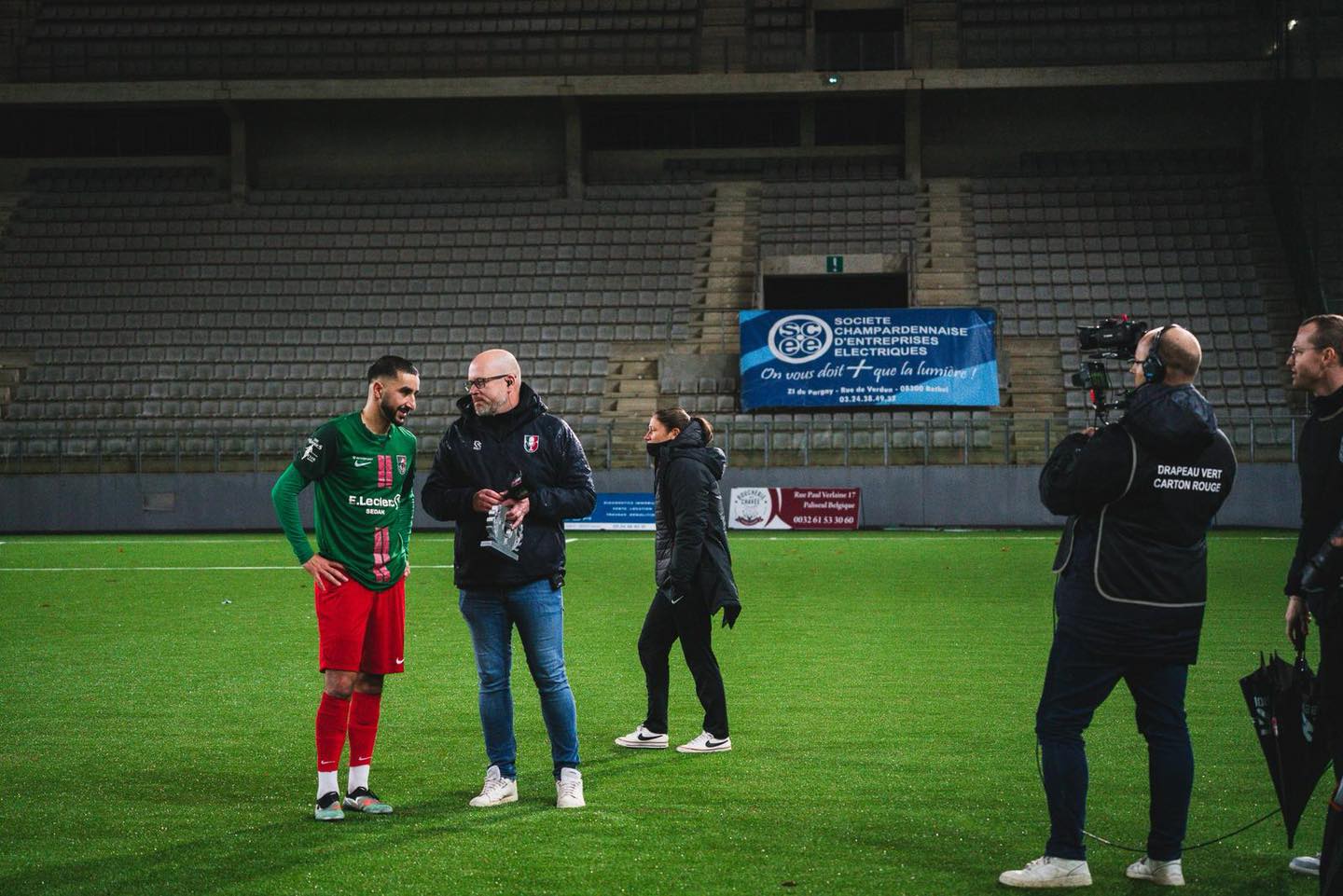 Drapeau - Parler foot avec passion, respect et bienveillance, c’est l ...