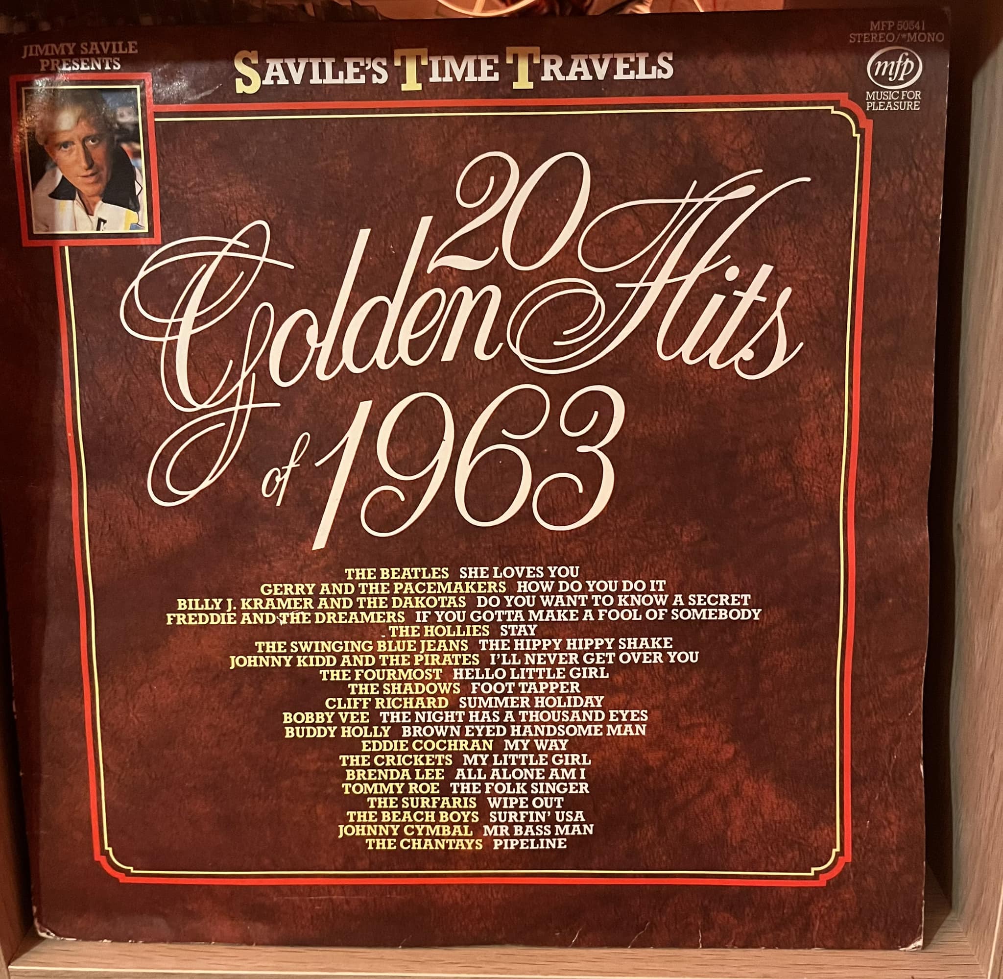 Childhood memories of radio and vinyl records in the UK