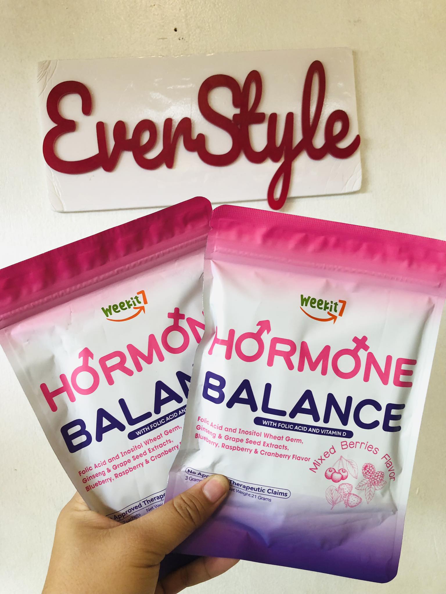 Your daily fix for Beauty + Balance 🌸✨ 💗Glow: Promotes stronger hair, skin, and nails 💜 Harmony: Helps regulate hormones for regular cycles and ovulation Best taken together — because true wellness