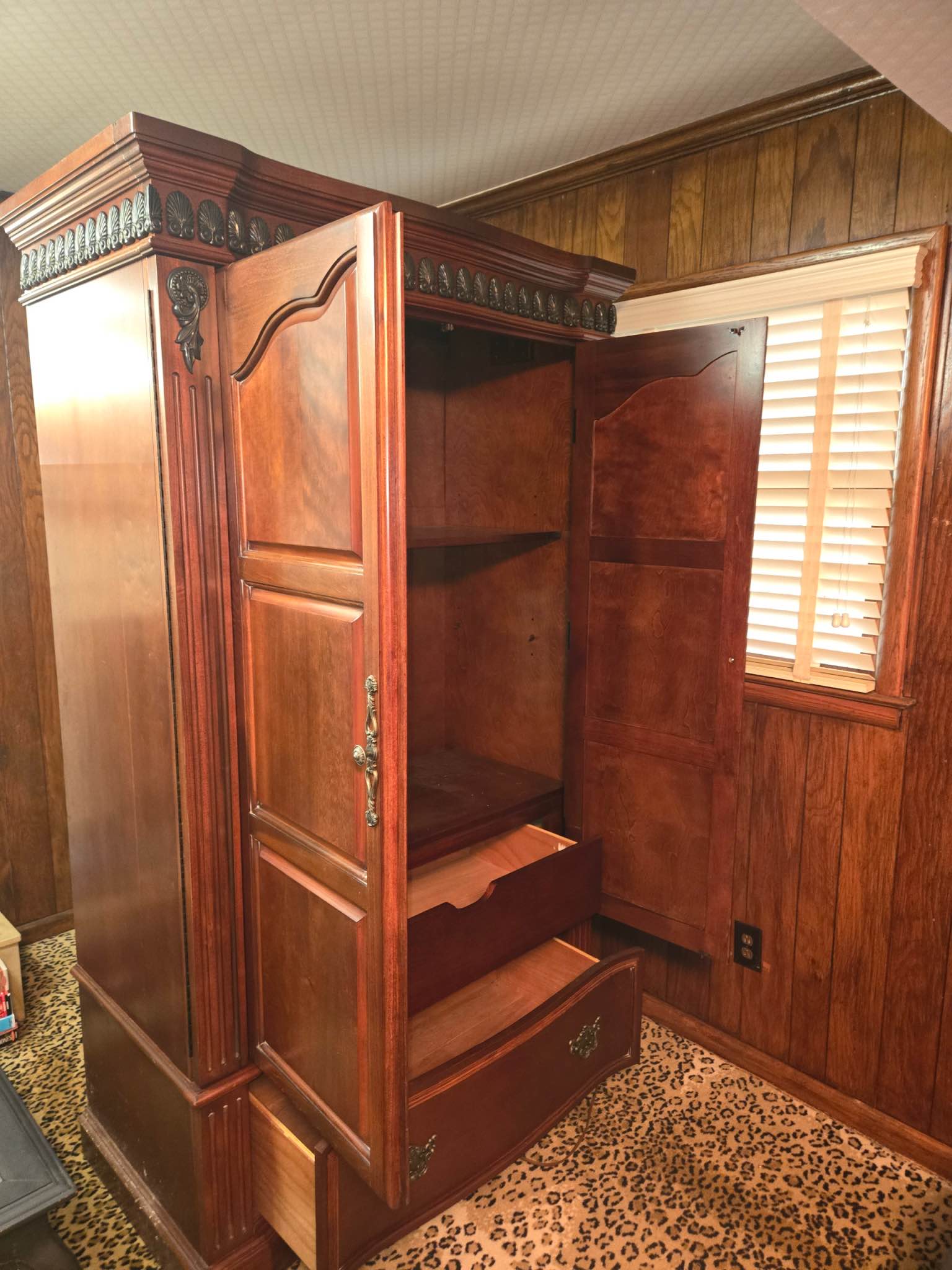 Armoire - Armoires & Wardrobes - Bethlehem, Georgia | Facebook ...