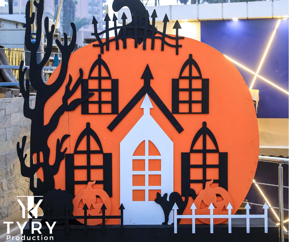 Tyry Production - الديكور اللي خطف الأنظار في الهالوين 🎃 ... | Facebook