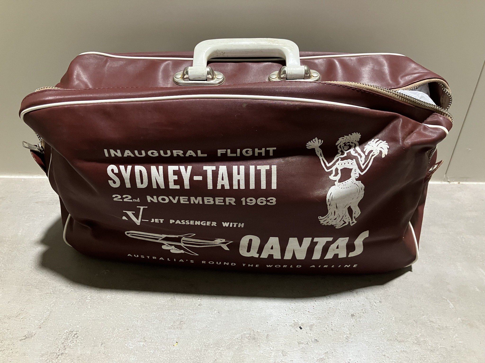 What year is this Qantas bag from?