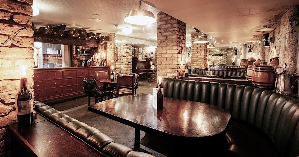 Our Monthly Quiz night is this... - Davy's Wine Vaults | Facebook