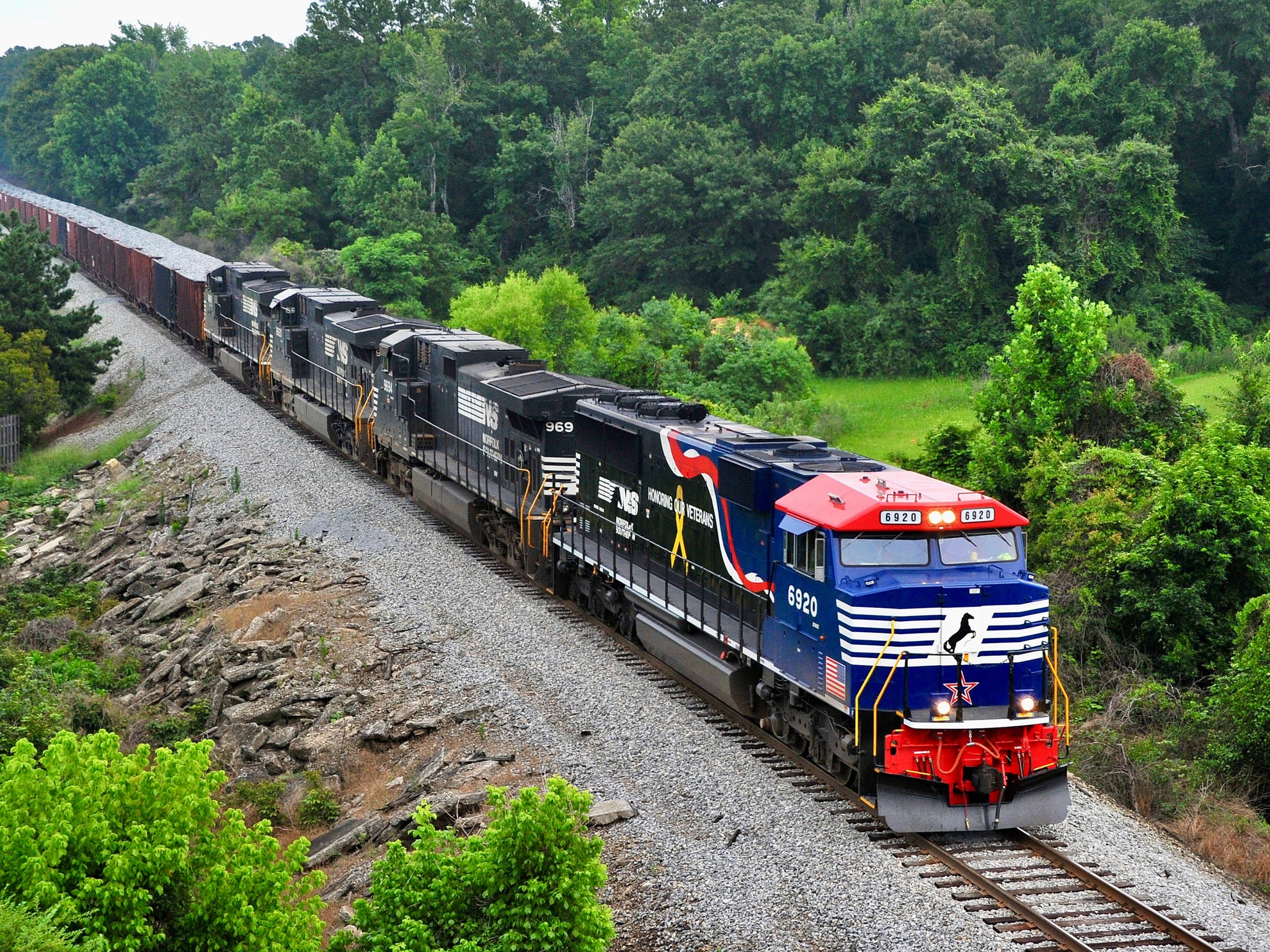 Today, we remember and honor the heroes... - Norfolk Southern