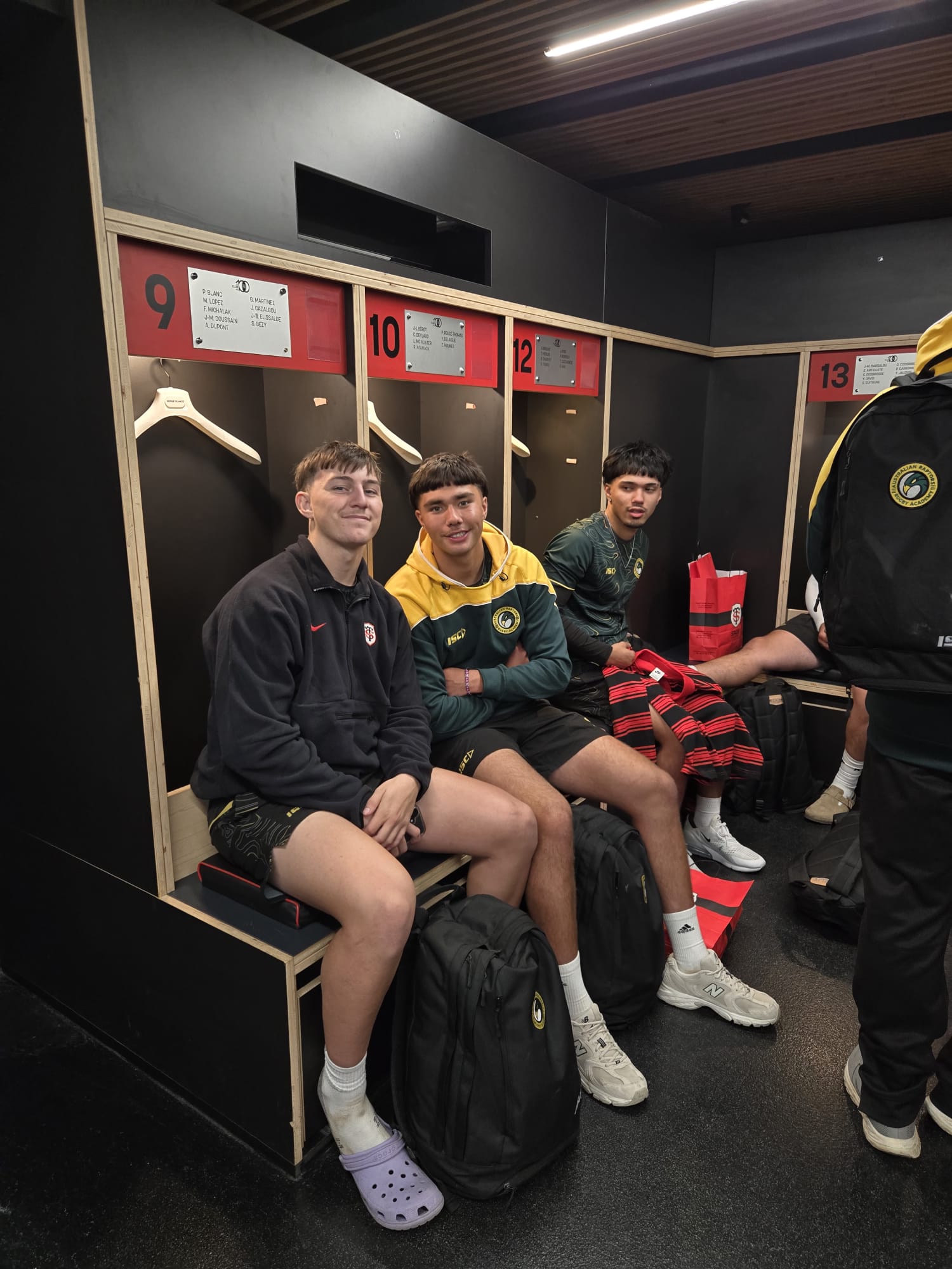 Australian Raptors... - Australian Raptors Rugby Academy