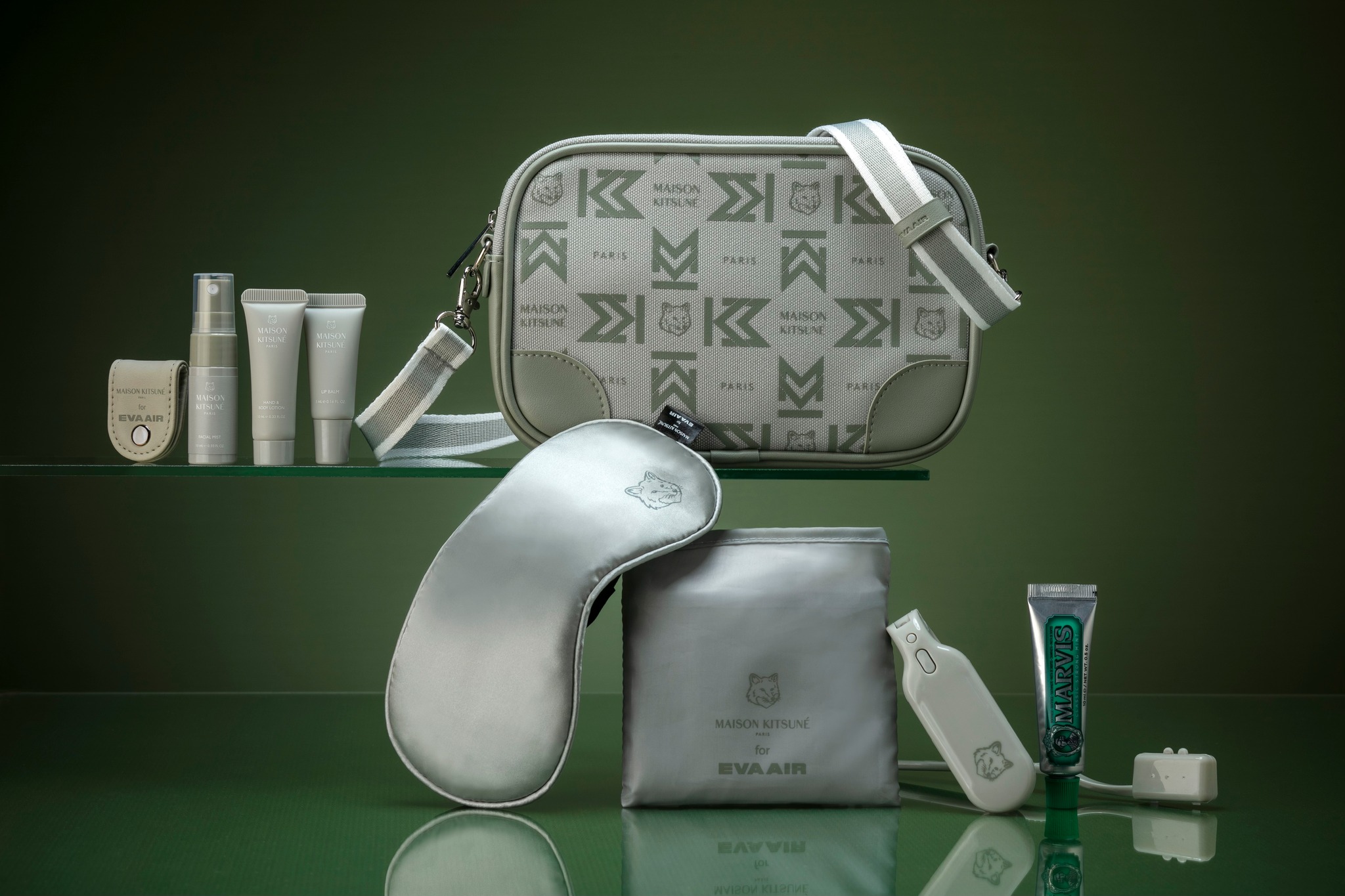 Travel with style ✈️🌟 Introducing our newest Royal Laurel Class