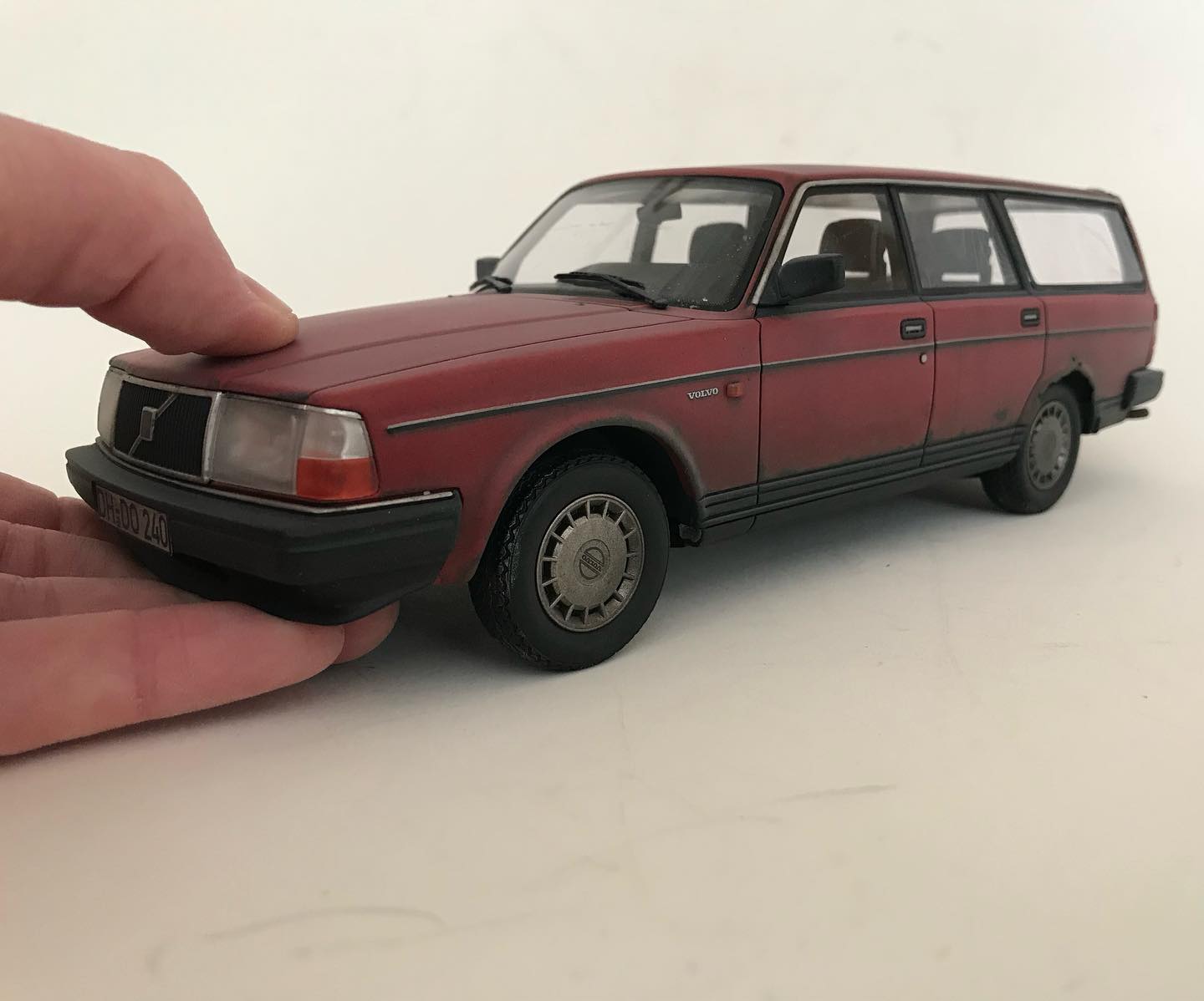 Shiny cars? Boring! This is the way I like my models, worn down
