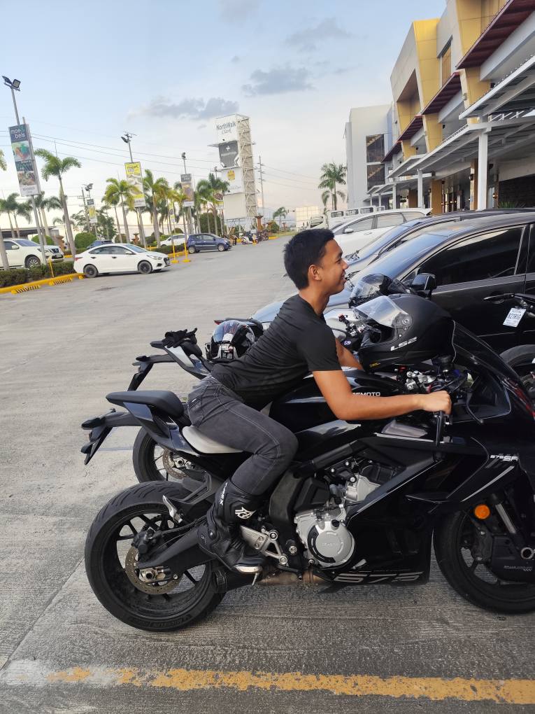 Rs 675000 on road excluding insurance
