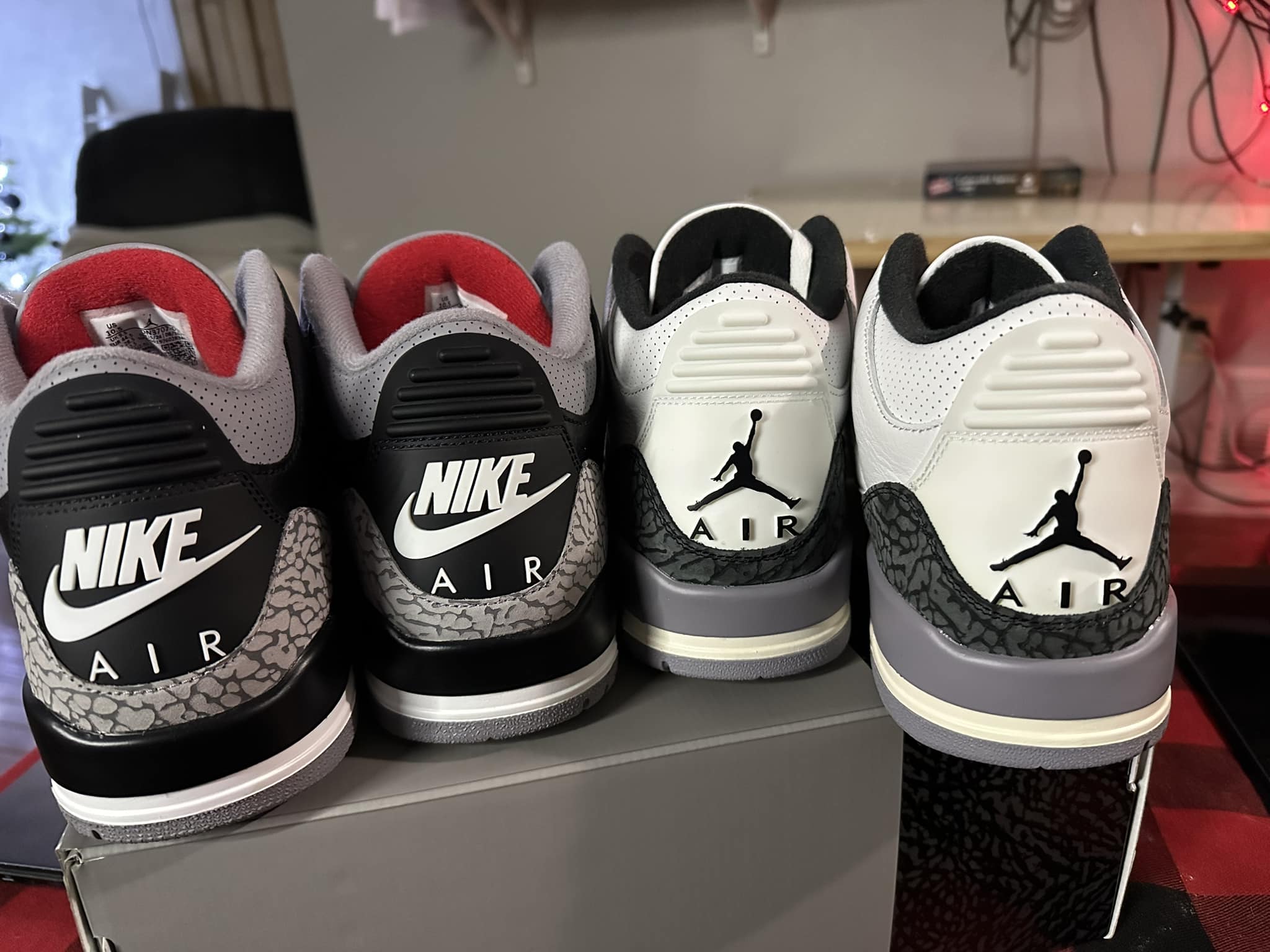 This is a Jordan SC-3 in the black/gym red/wolf grey colorway 