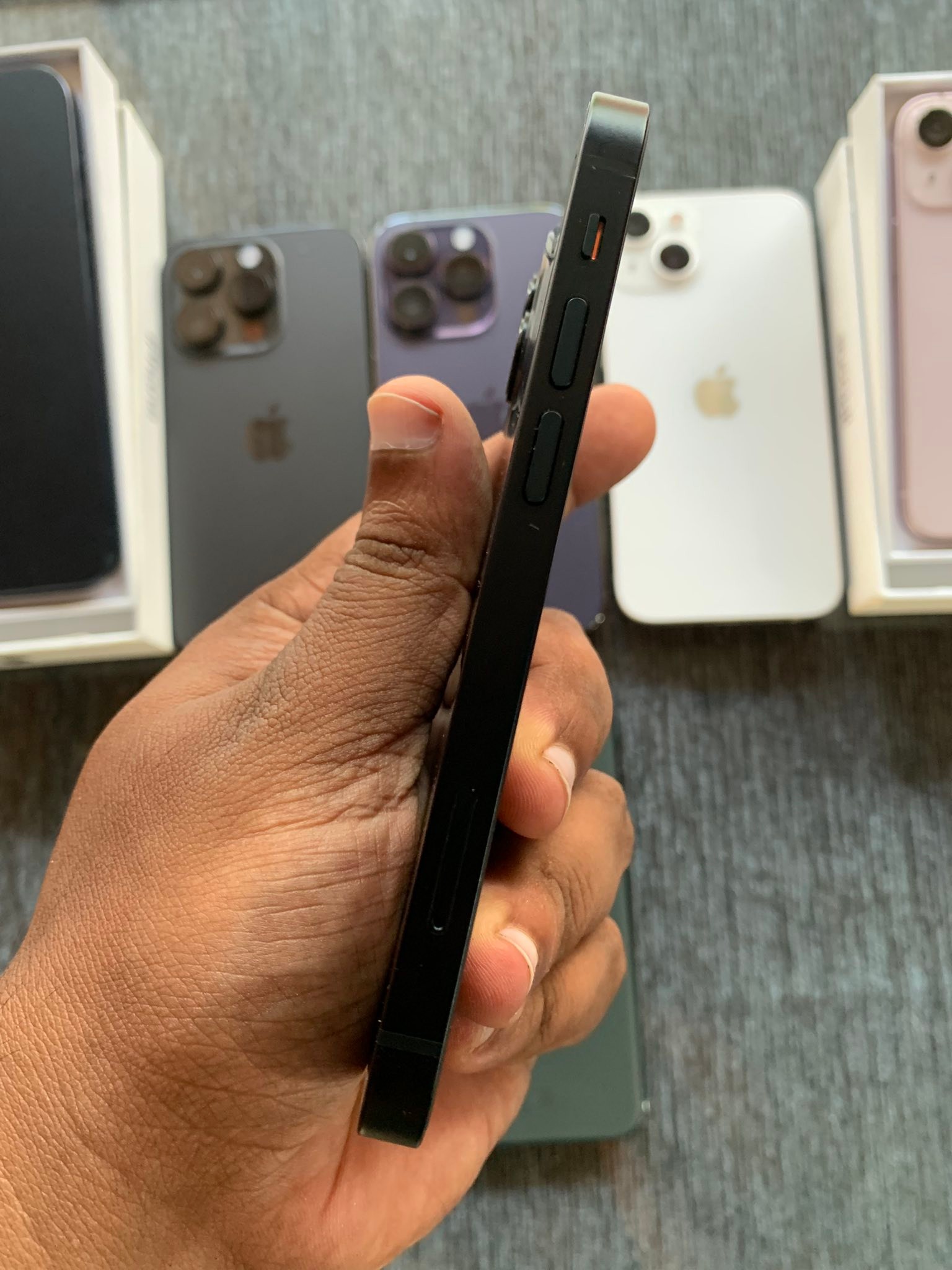 Apple iPhone 13 mini 128gb Midnight Condition 95% Battery health 