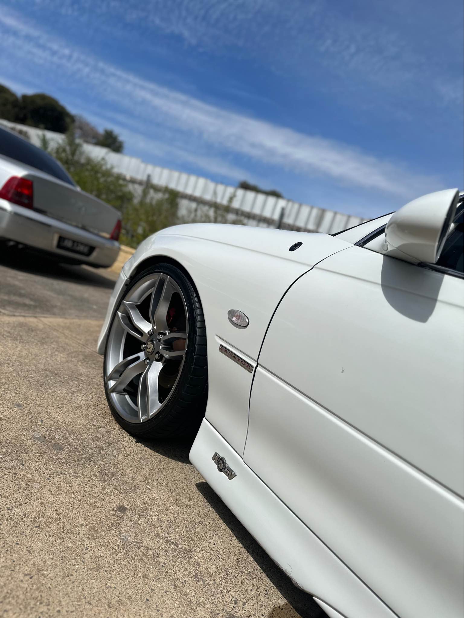 2000 Holden vt senator