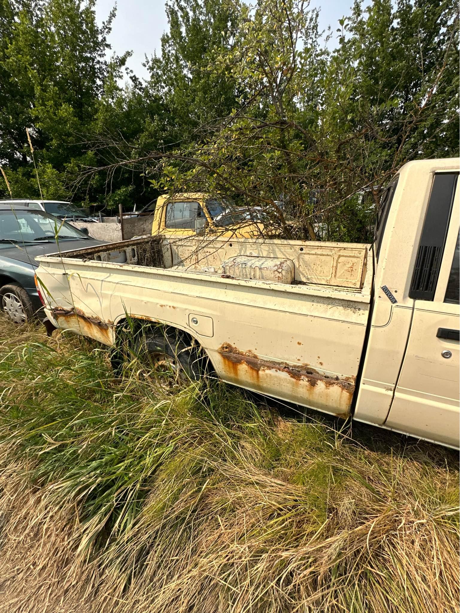 1985 Toyota pick up PASSENGER DOOR - Car Exterior Parts - Moscow, Idaho ...