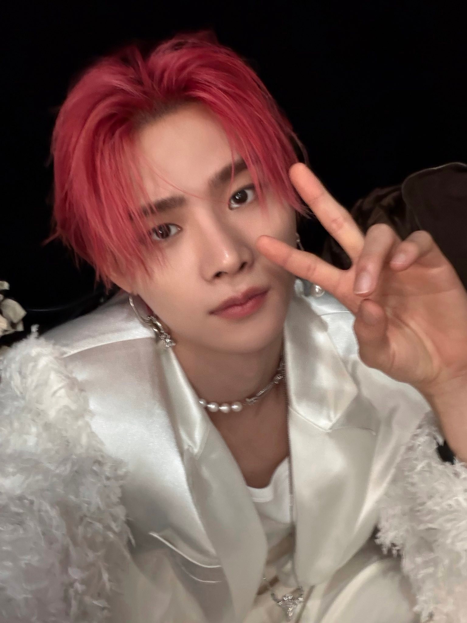 🤍✌🏻🖤 ❤️ #8TURN #에잇턴 #エイトターン #명호 #MYUNGHO #ミョンホ