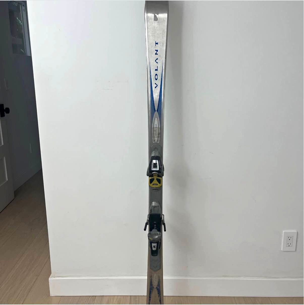 新品・中古のスキー板販売 | Facebook Marketplace