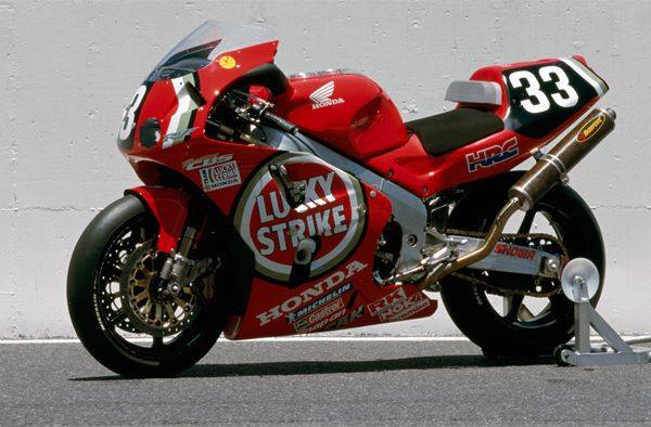 太*一様 Honda Racing RTL260F オーナーズマニュアル 201 Why - The 1999 Honda RC45 Suzuka 8-Hours Endurance Race bike