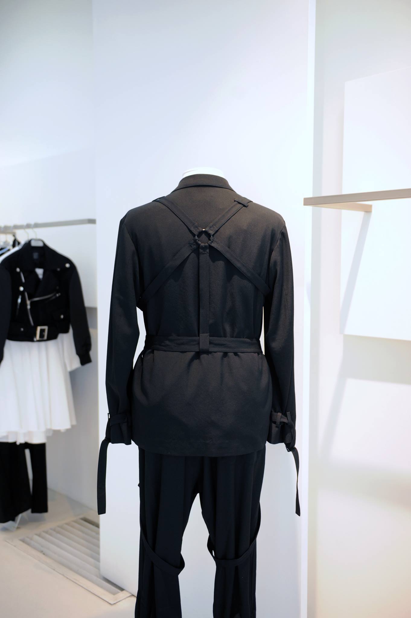 Yohji - From Yohji Yamamoto pour homme F/W 16-17 collection... HR 