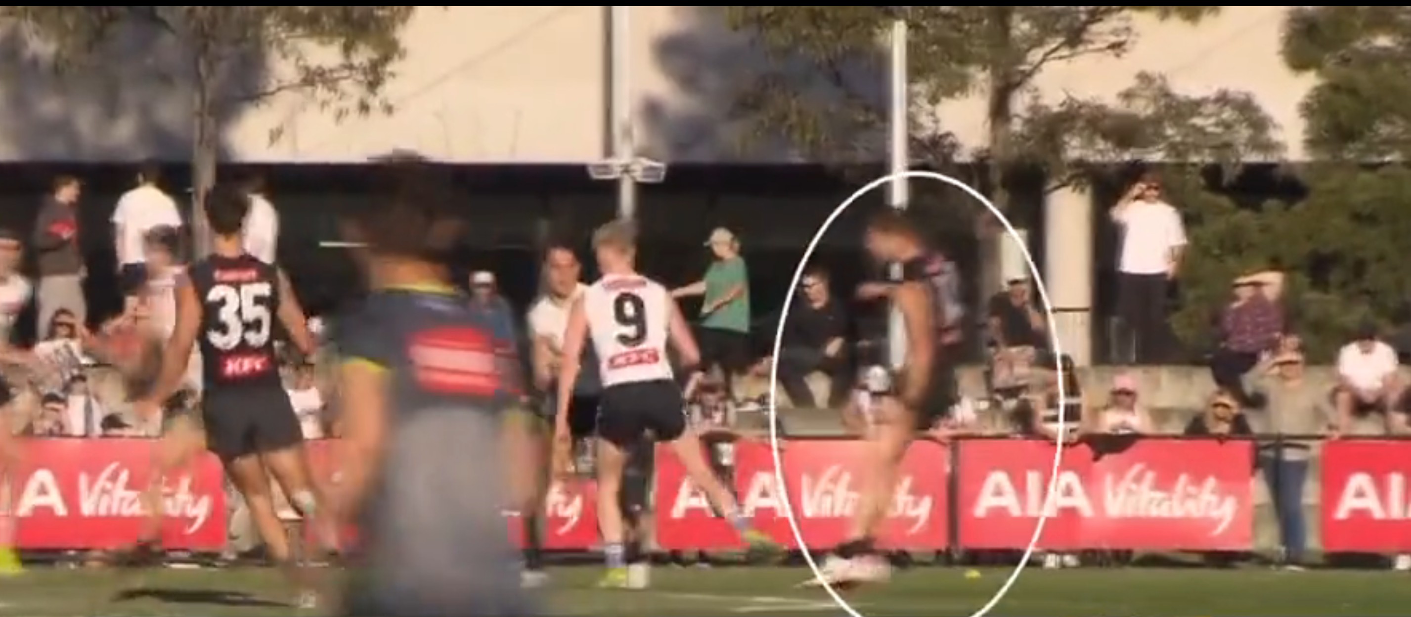 FOX - Pies’ huge injury scare ahead of prelim as star leaves training ...
