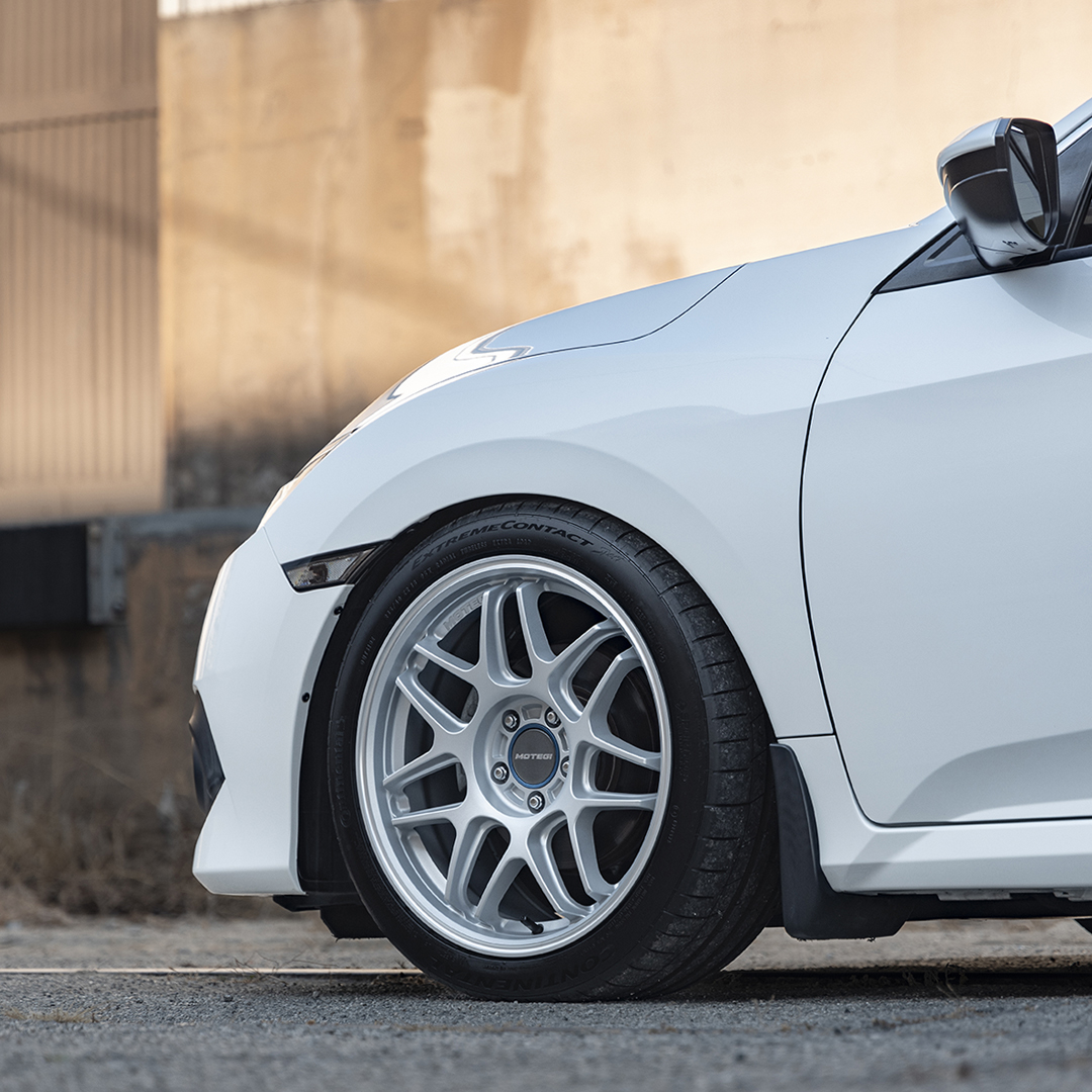 Motegi Racing - A modern take on a classic mesh design