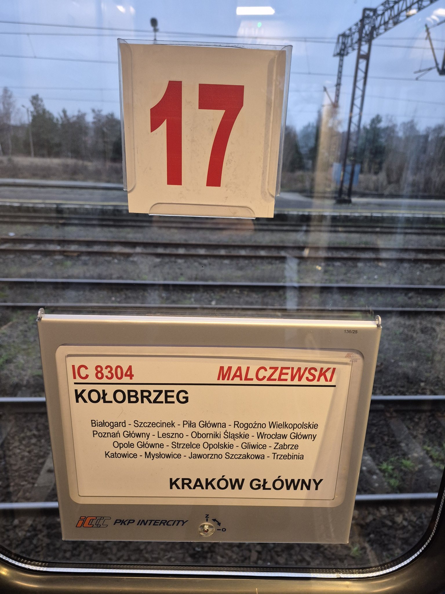 tablice-relacyjne-pkp-tablica-ic-8304-malczewski-rel-ko-obrzeg