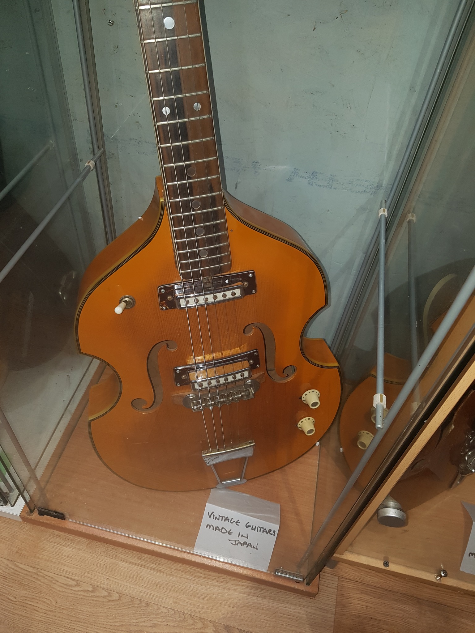 Identifying a 1960's Japanese 'Trump' guitar made by Kawai
