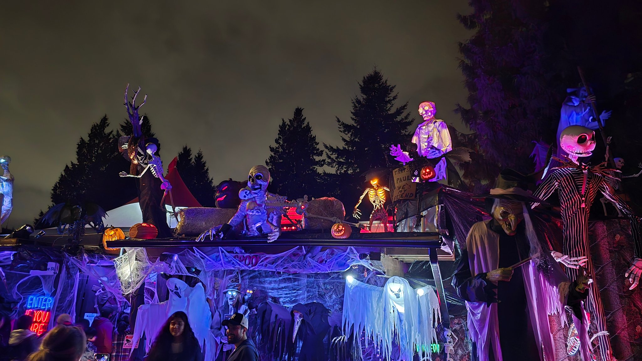 Port Moody Community Group | Haunted house on Rae was fun... | Facebook