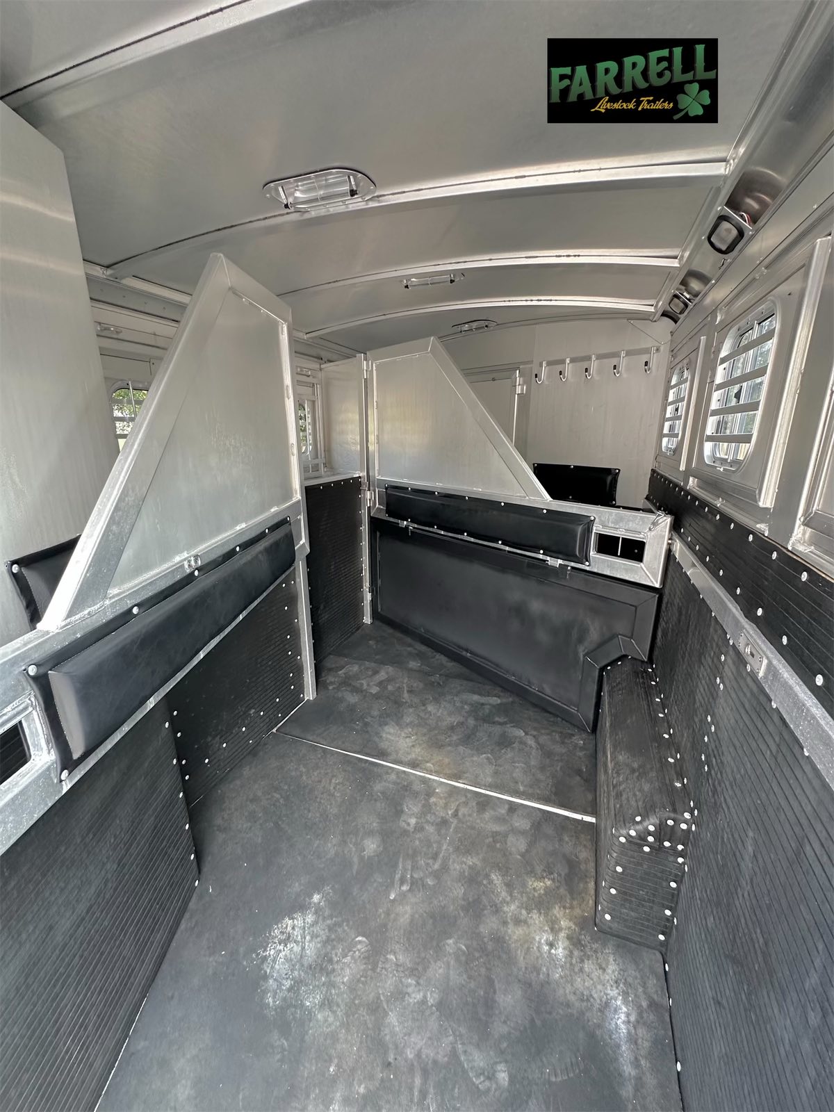 Farrell Livestock Trailers... - Farrell Livestock Trailers