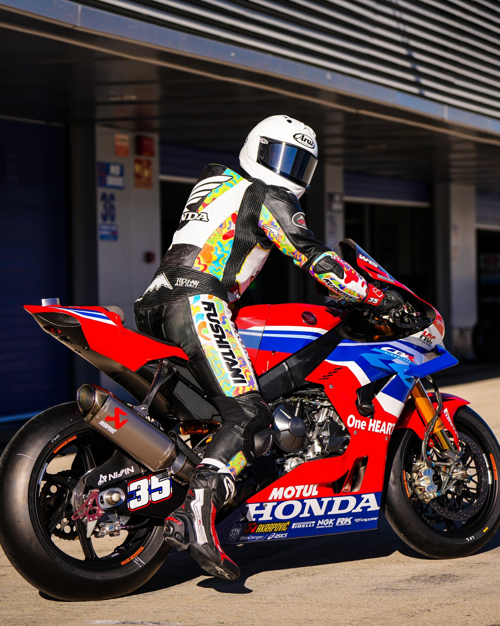 First day on track for Somkiat Chantra at the WSBK Jerez test! A