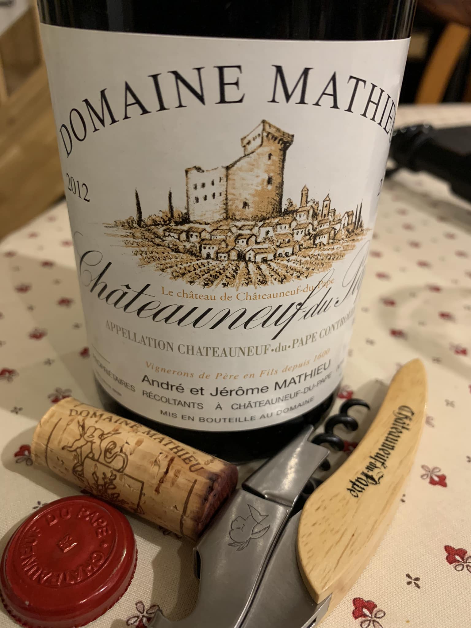 Châteauneuf-du-Pape Omnia 2012 750ml Best local price for 2012