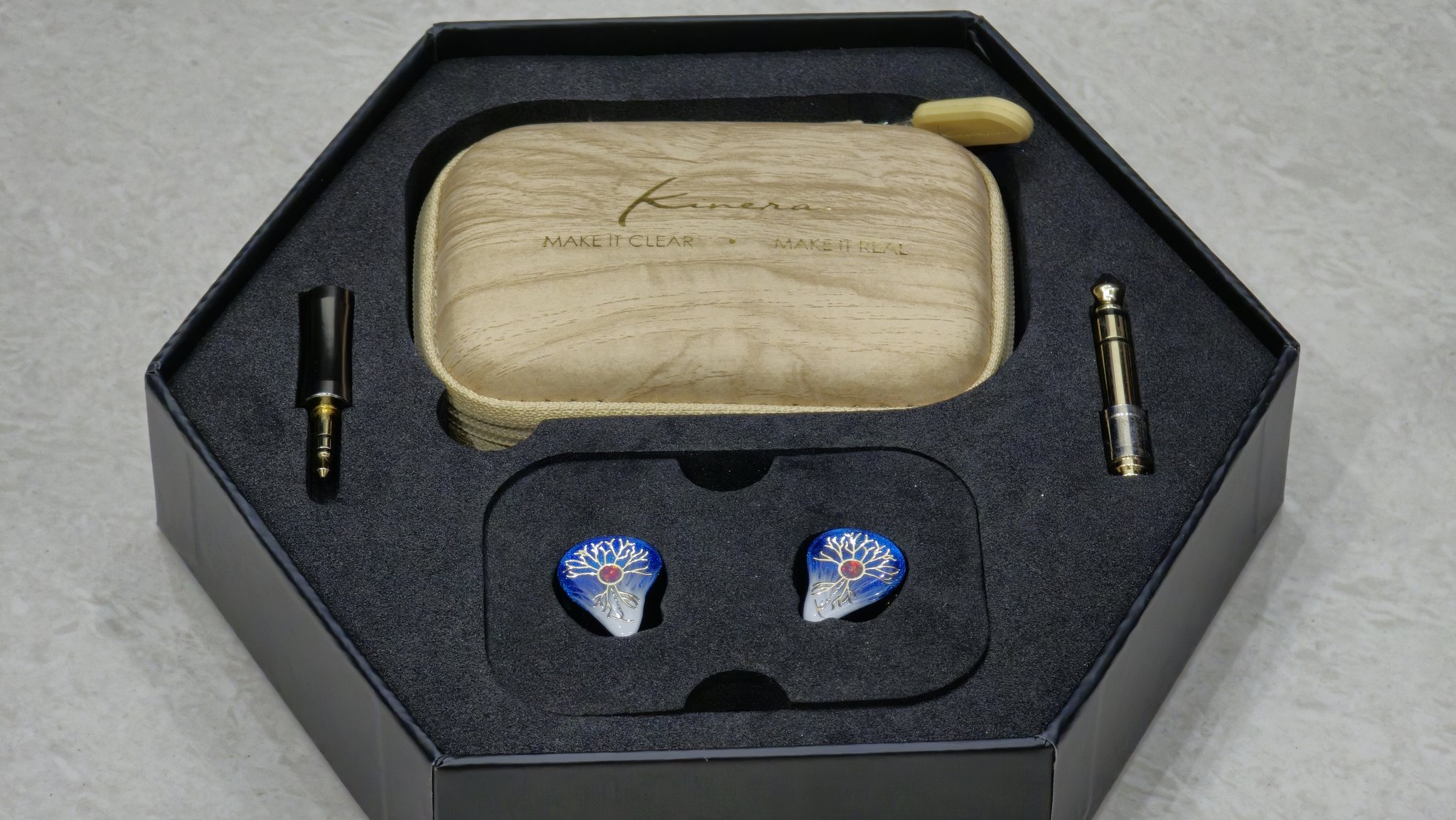 Kinera Idun Golden 2.0 IEM review with neutral tonality and