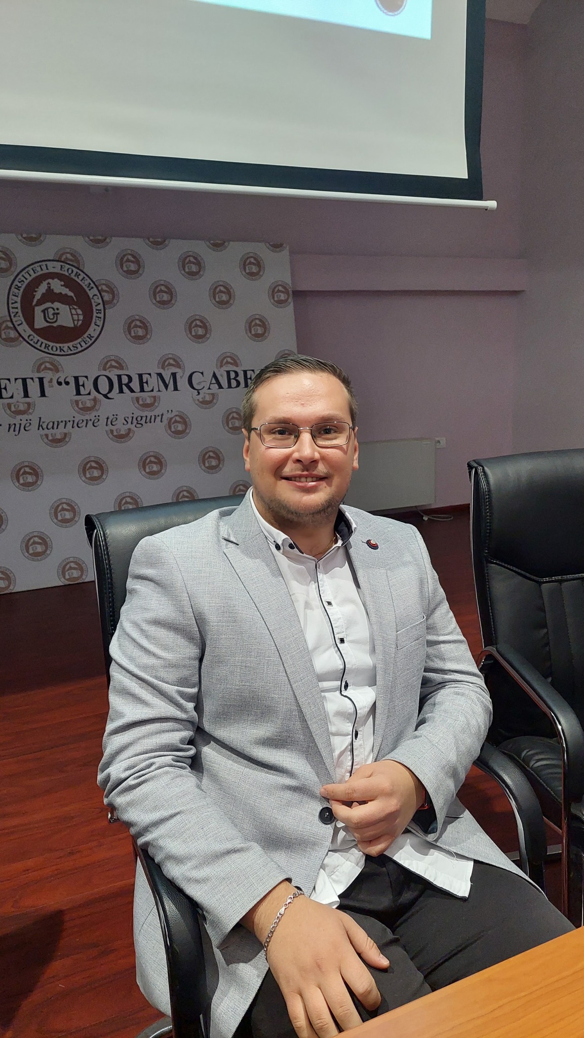 Dr. Rovin Laro