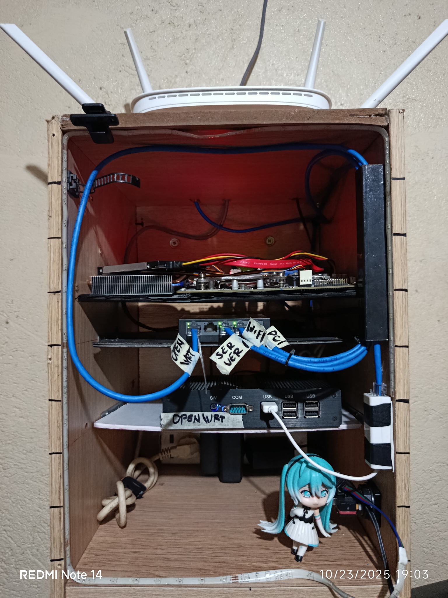 Homelab setup with ubuntu server and openwrt firewall