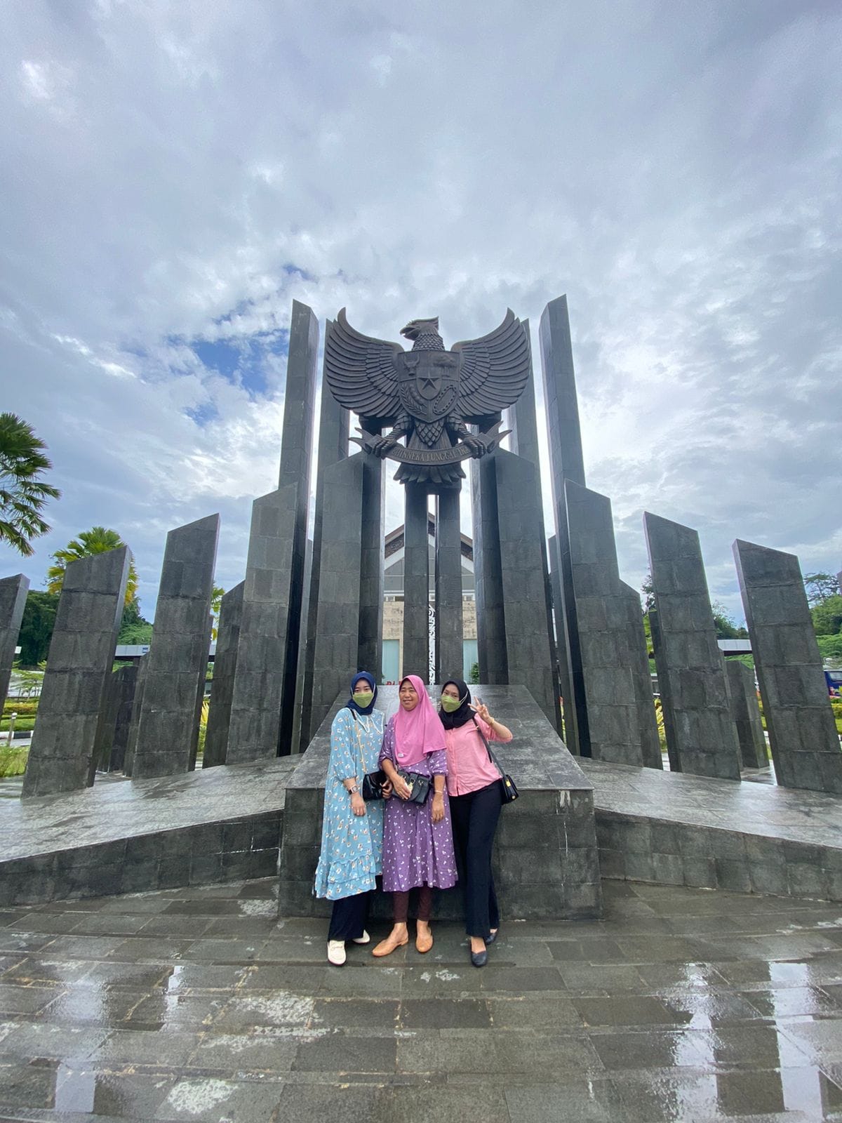 Sar Mebel Samsir