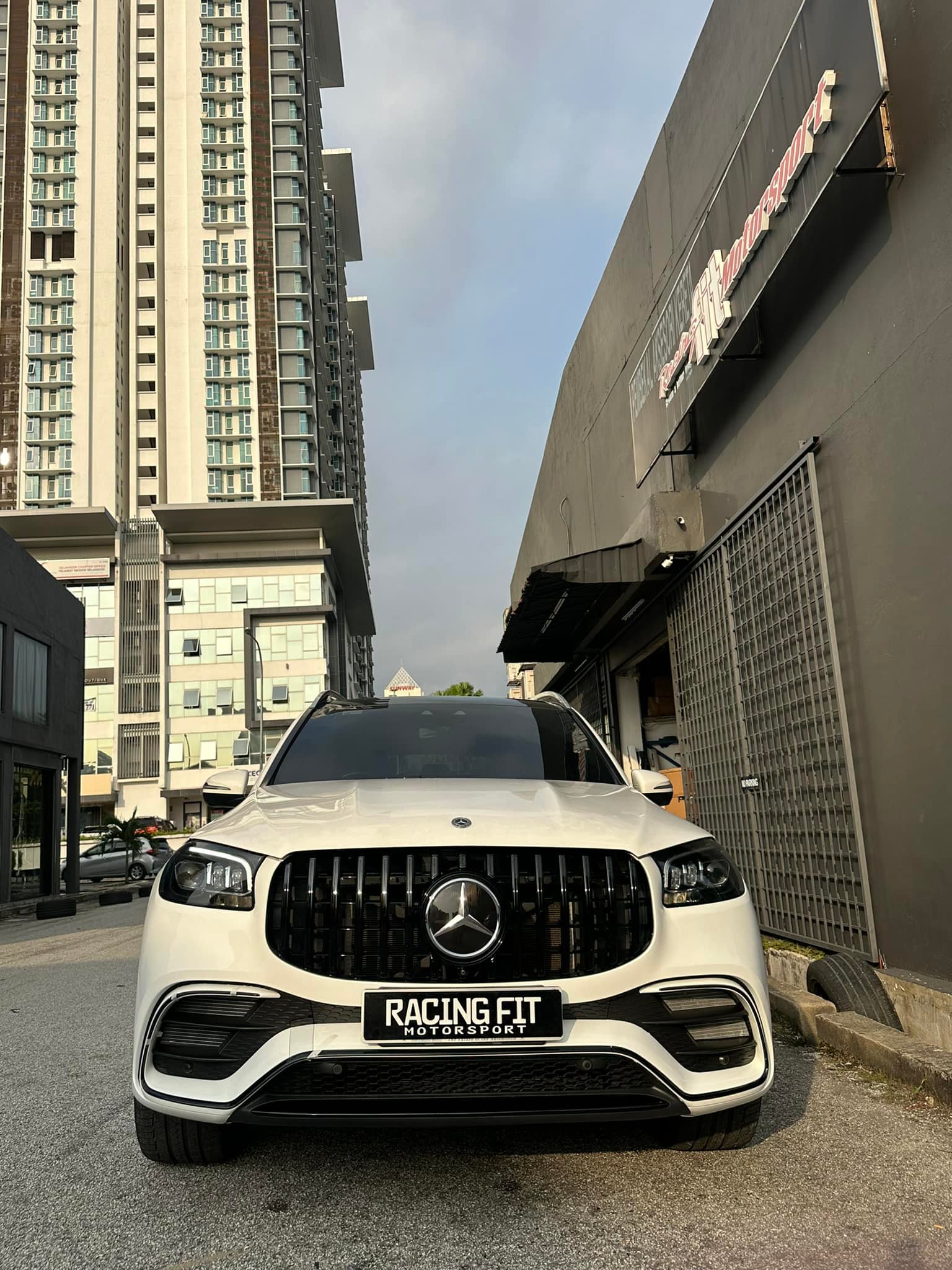 GLS63 bodykit for Mercedes Benz... - Racing Fit Motorsport