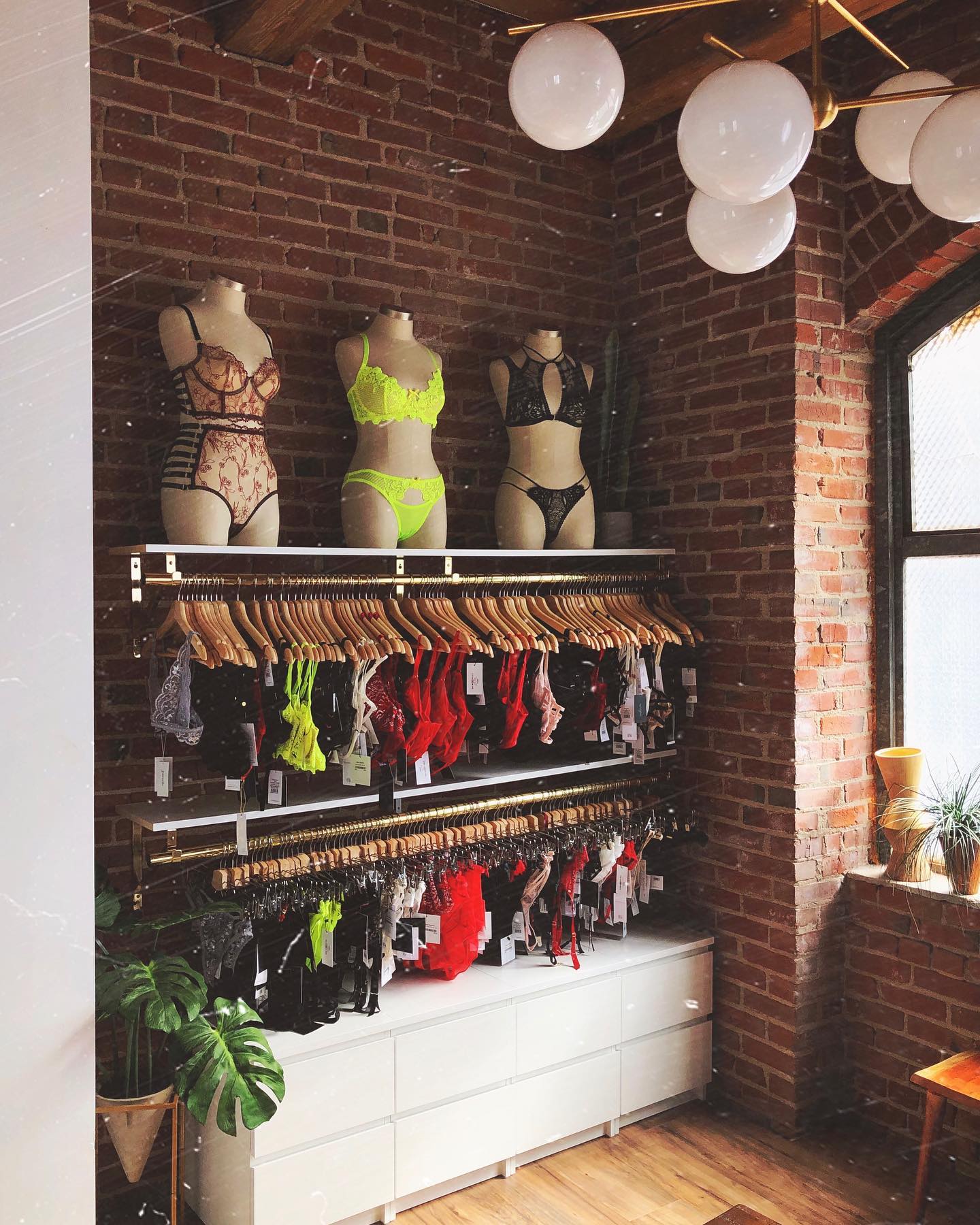 Indium Intimates | Kansas City MO