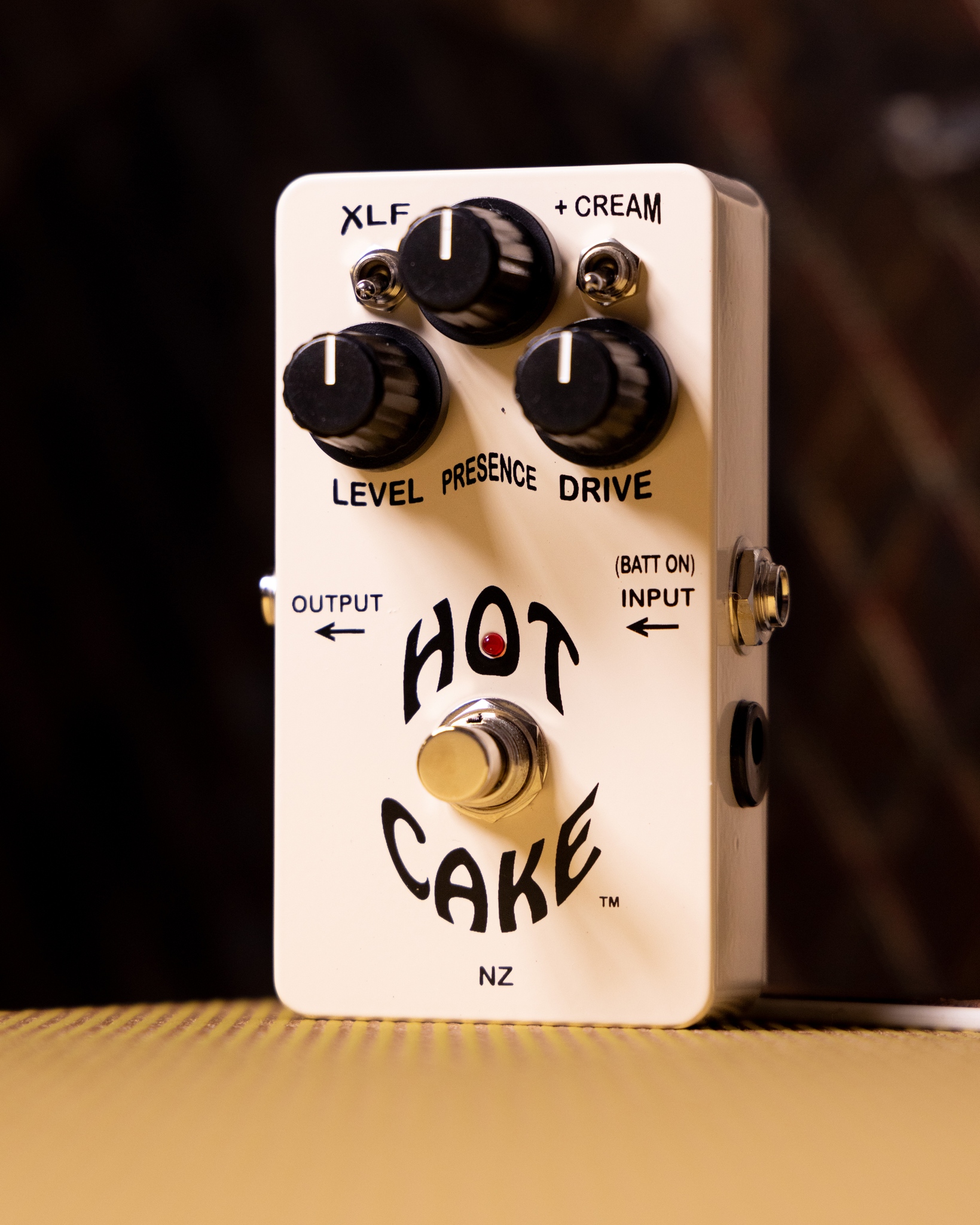 What is the production year of a Crowther Hotcake guitar pedal?