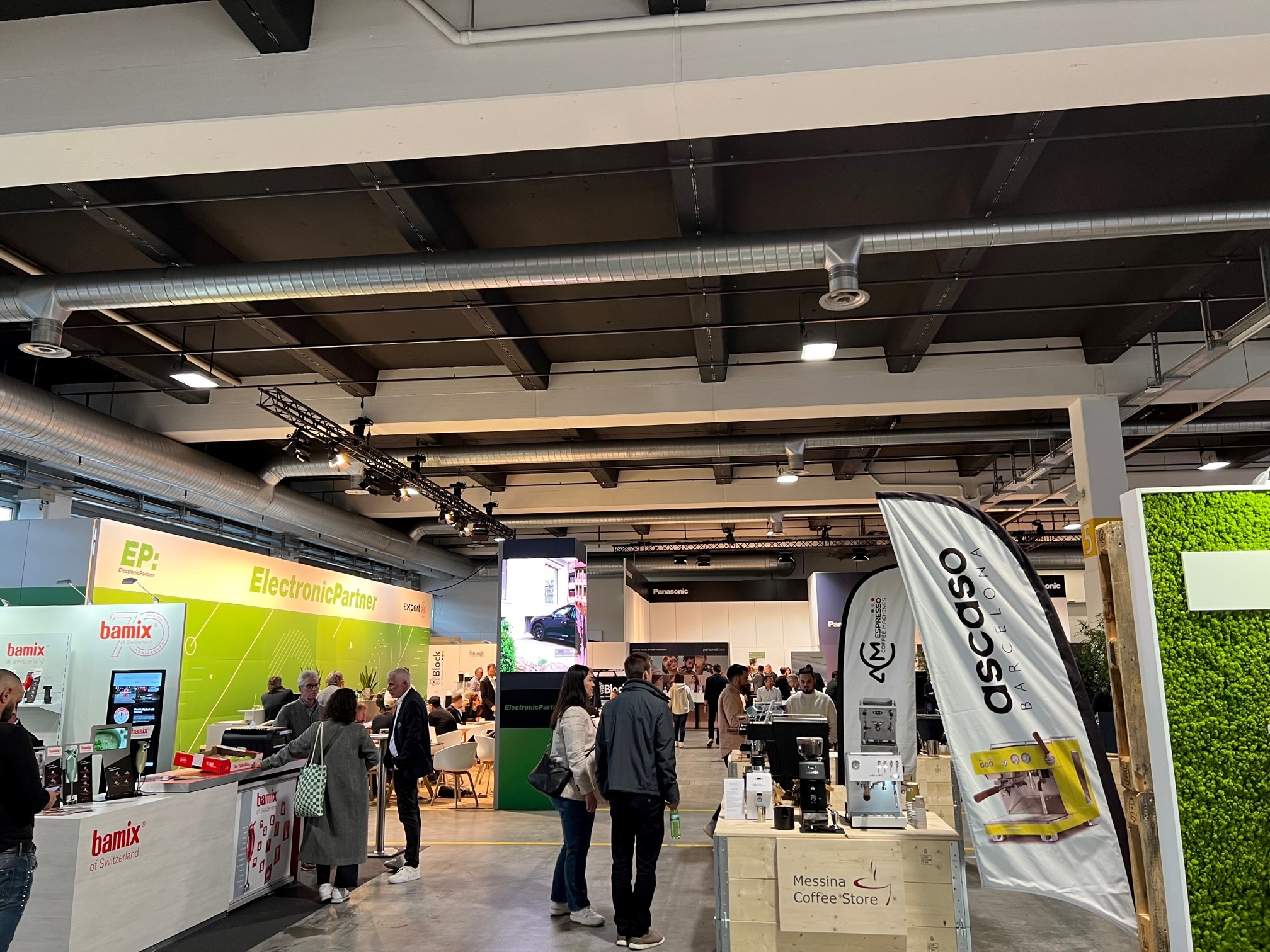 Today marks the third and last day of the Home24 Fair in our halls. 😀 Home 24 of Home Fair Switzerland is a trendy trade fair for consumer electronics and household appliances