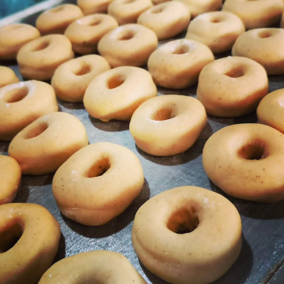 Loretz - Las donitas están casi listas 🤗👌🏻🍩 #donitasartesanales # ...
