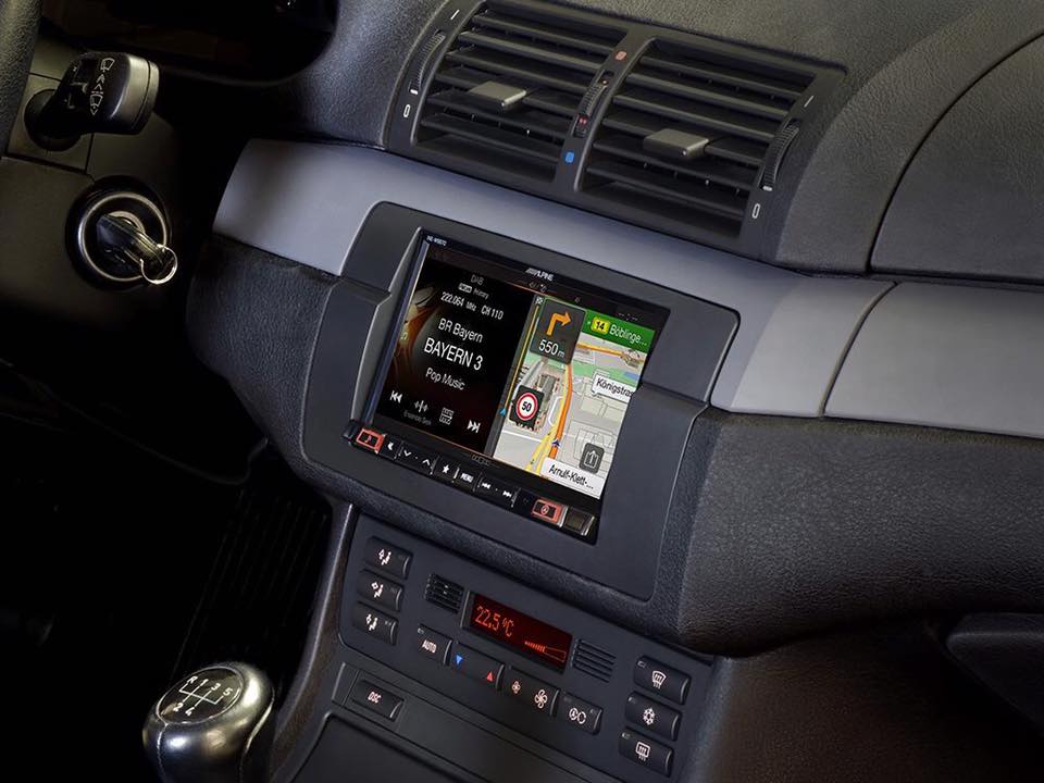 Eindelijk is er een... Car Audio Shop Mag t wat Harder