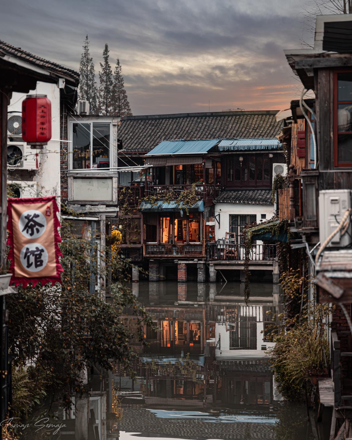 玩转中国 - 🛶上海朱家角古镇🛶 📍Zhujiajiao Ancient Town, Shanghai... | Facebook