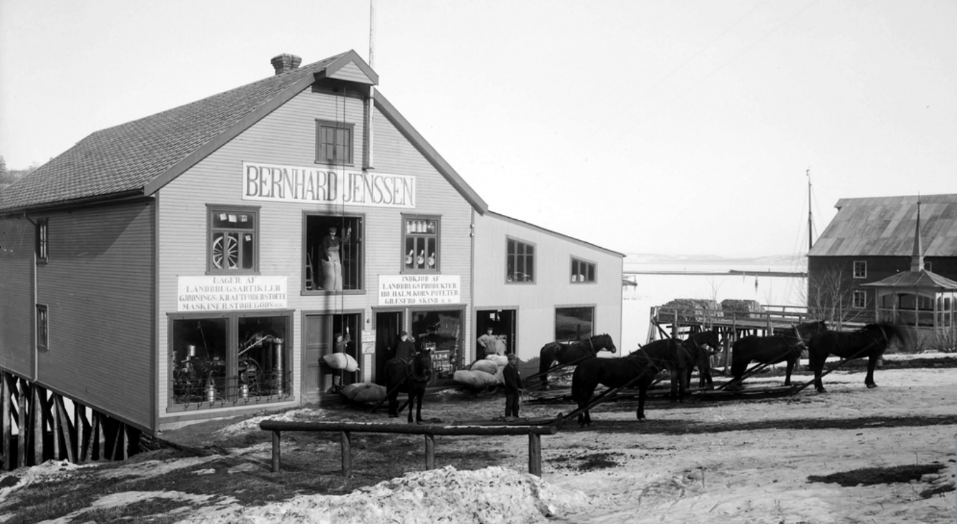 bymuseet-i-denne-brygga-dreiv-bernhard-jenssen-sin-virksomhet-i