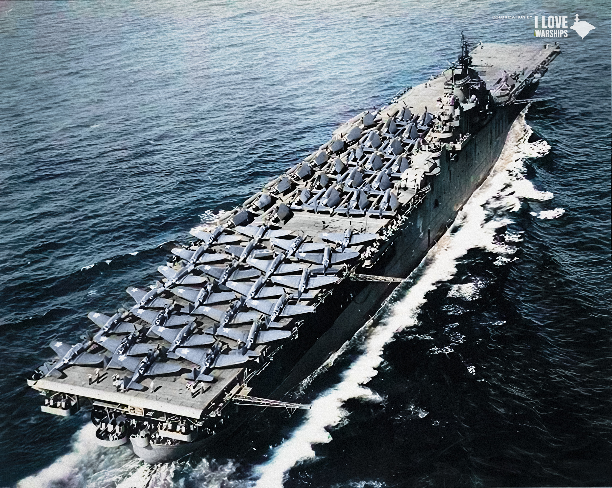 I love - The U.S. Navy aircraft carrier USS Essex (CV-9) underway at in ...