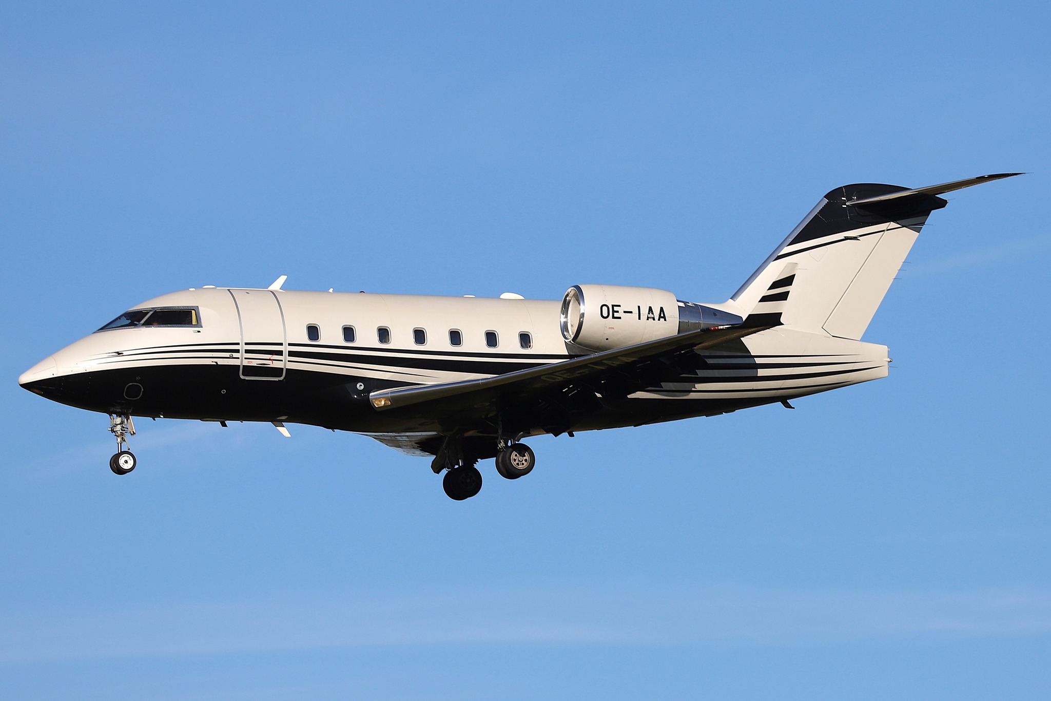 XO JET, Bombardier Challenger 300, N547XJ, ZüRICH July 2024