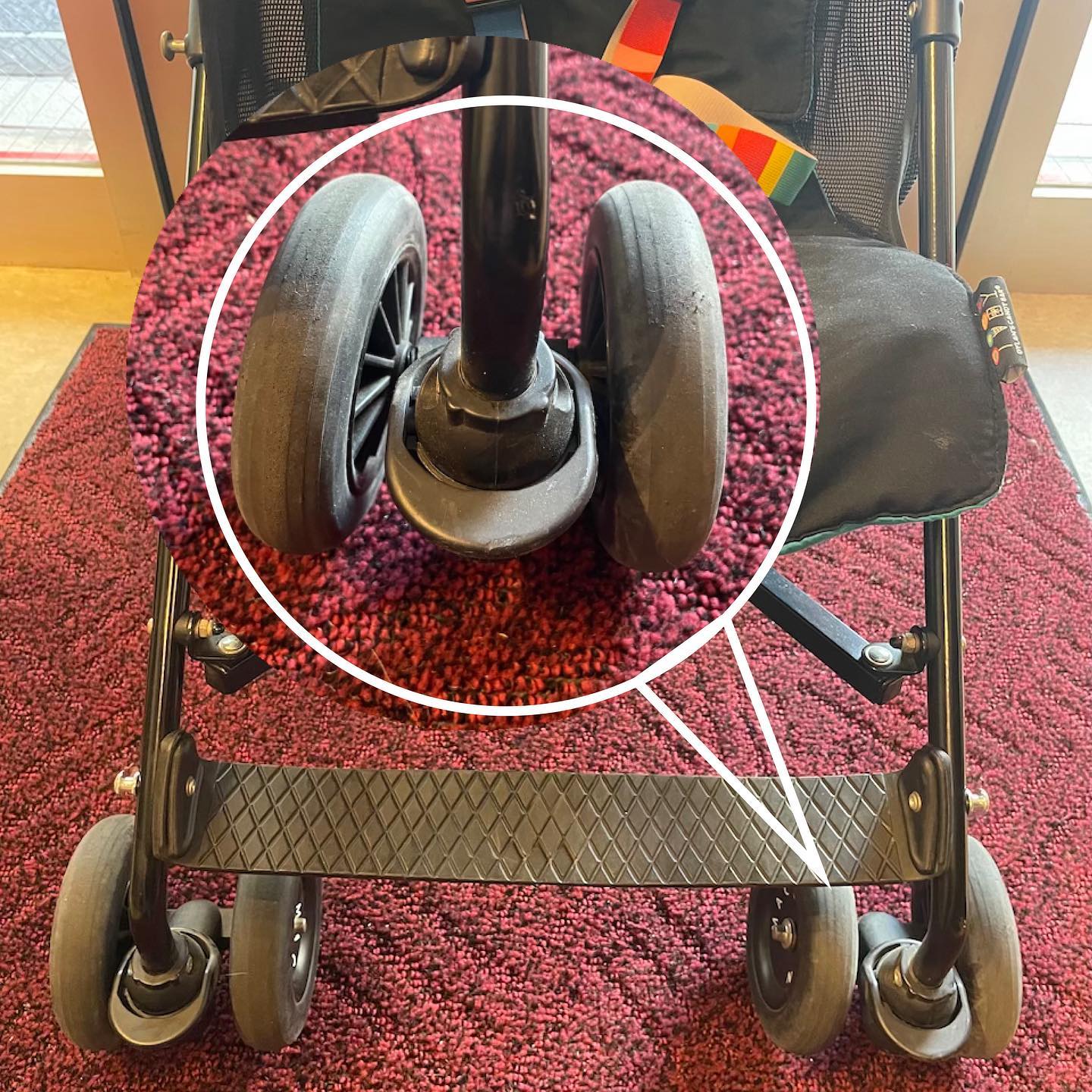 コンセプトチェア 障害児用 スペシャルニーズバギー 子供用車椅子 