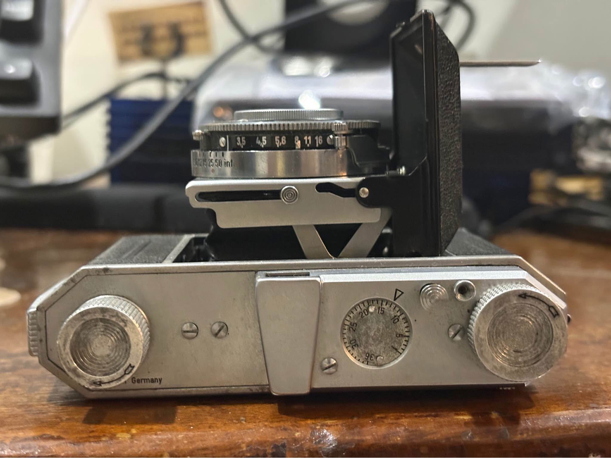 1947 Kodak Retina Type 010 35mm Folding Camera - Cameras - Taytay ...