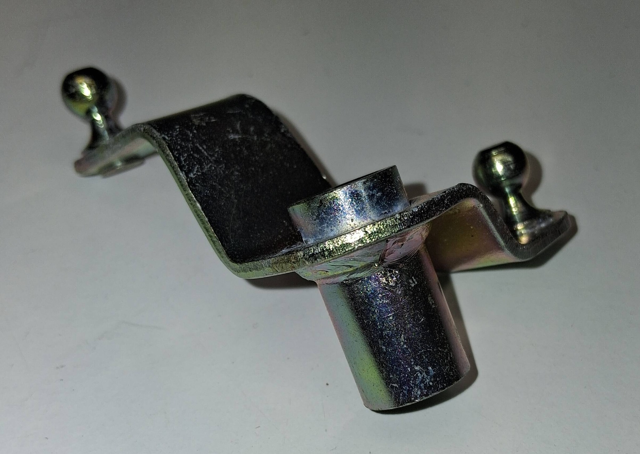 Datsun 240z throttle linkage bell crank for sale