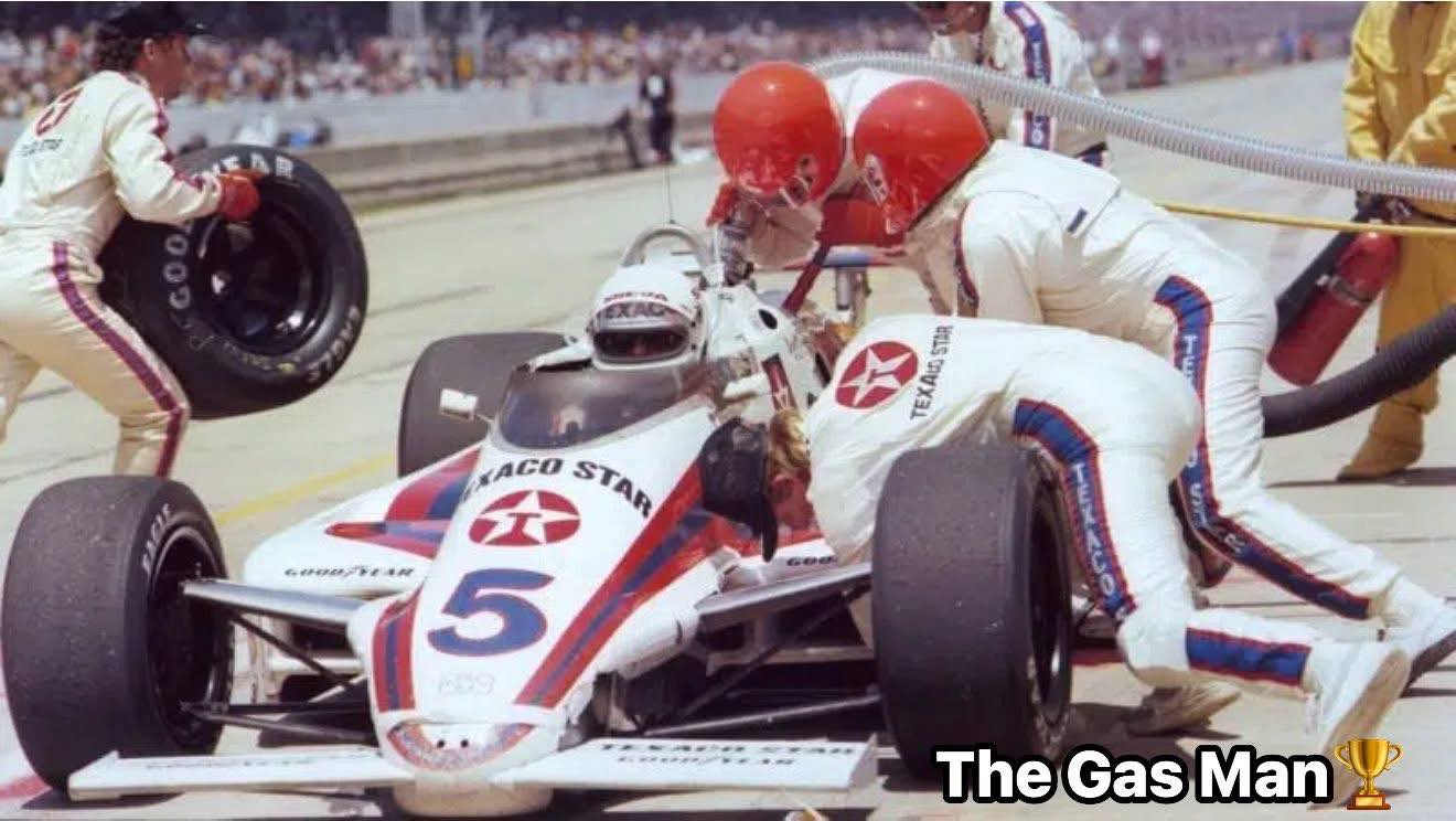 Indiana Racing Memorial Association - IRMA - Al Unser goes low in ...