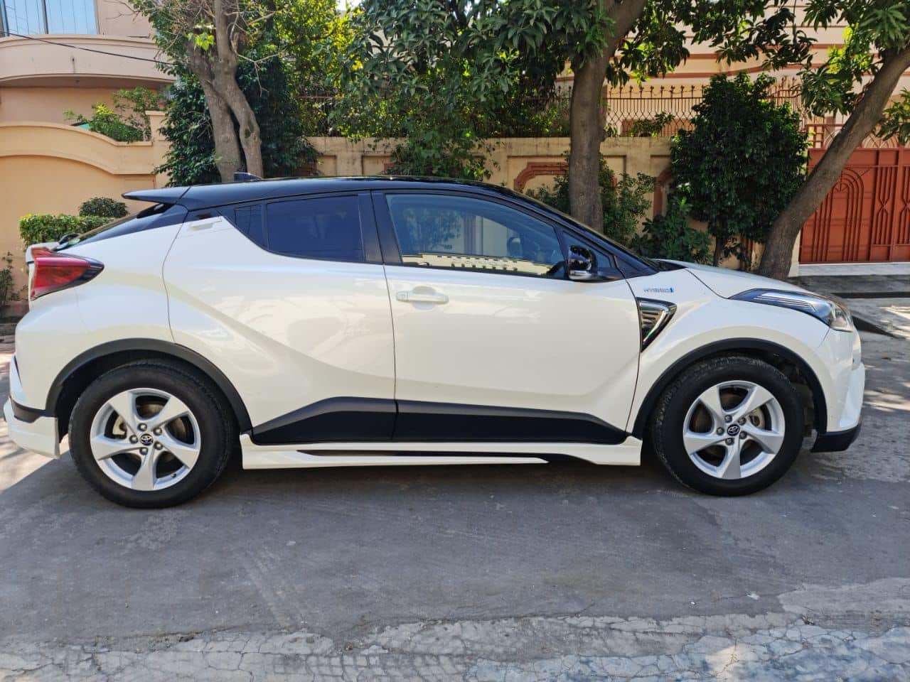 SUZUKI PAKISTAN (U.O) | TOYOTA CHR-Hybrid S | Facebook