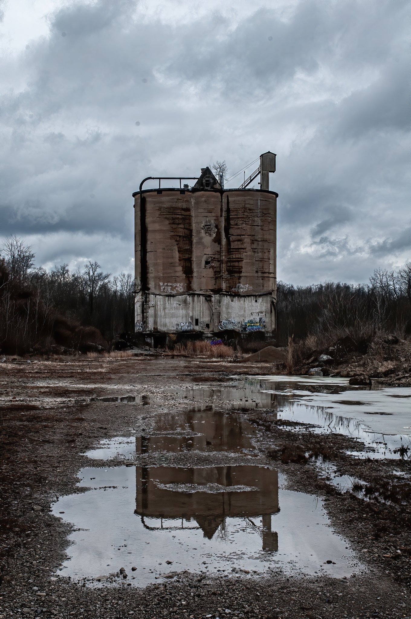 It was a typical cold winter afternoon when I explored the remains